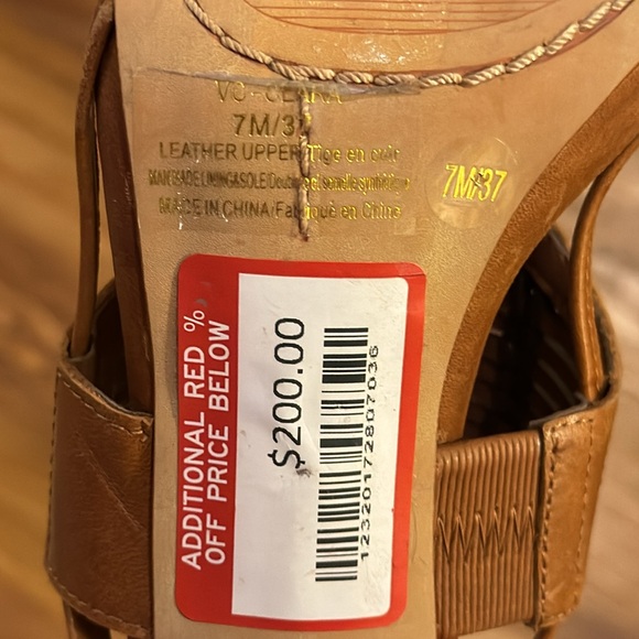 Leather woven Vince Camuto block heels - Picture 7 of 7